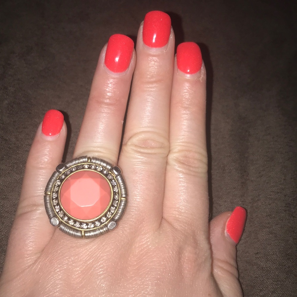 Authentic Vintage coral ring by Juicy Couture🍑